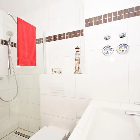 Komfort-ferienwohnung Rosa Nr. 12 By Meer-ferienwohnungen * Sellin (Rugen)