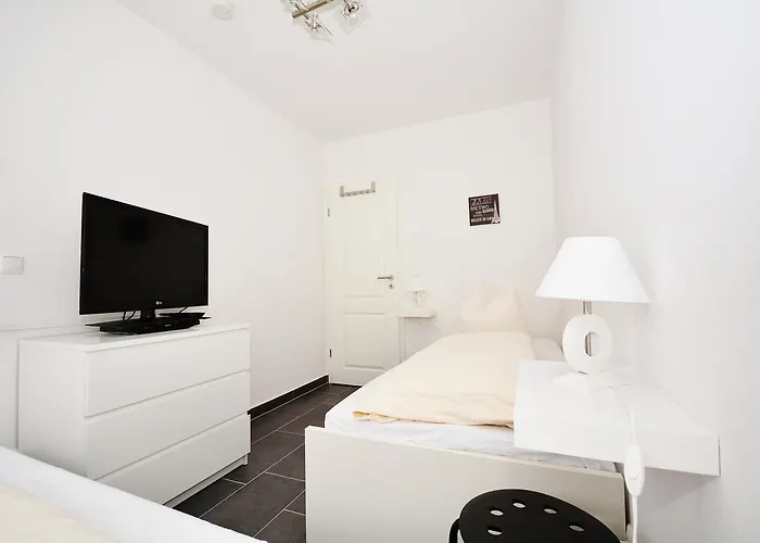 Komfort-ferienwohnung Rosa Nr. 12 By Meer-ferienwohnungen Sellin (Rugen)